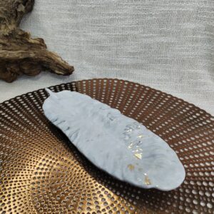 Vide-Poche en Forme de Plume en Jesmonite gris