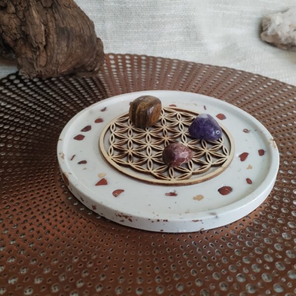 plateau jesmonite avec fleur de vie recharge – Image 3